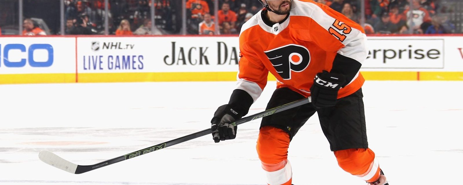 Matt Niskanen stuns his the Flyers by announcing his retirement. 