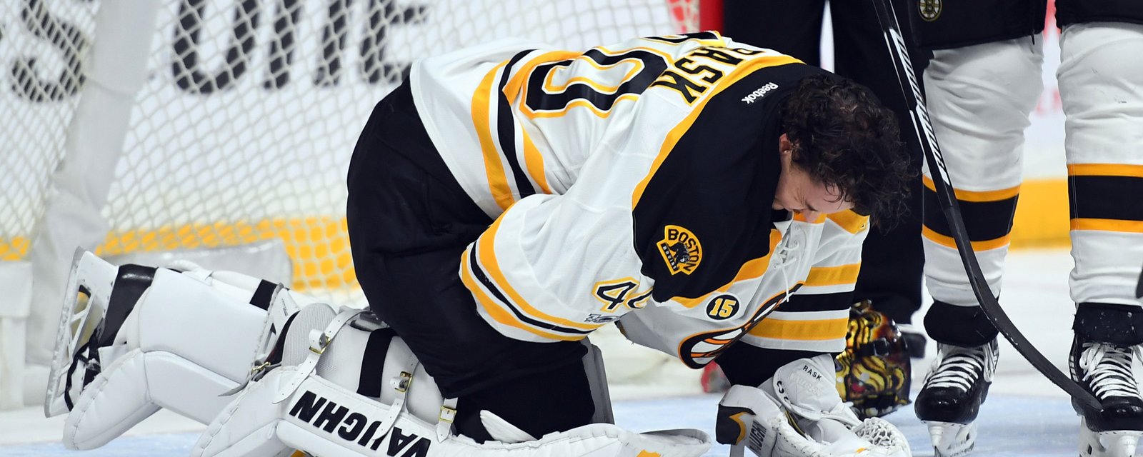 Tuukka Rask finally reveals injury that has kept him out of Bruins’ practice! 