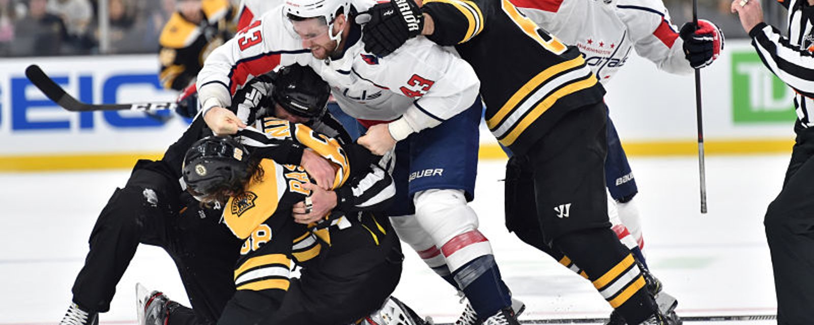 Someone steals Pastrnak’s phone, tweets a love note to Tom Wilson
