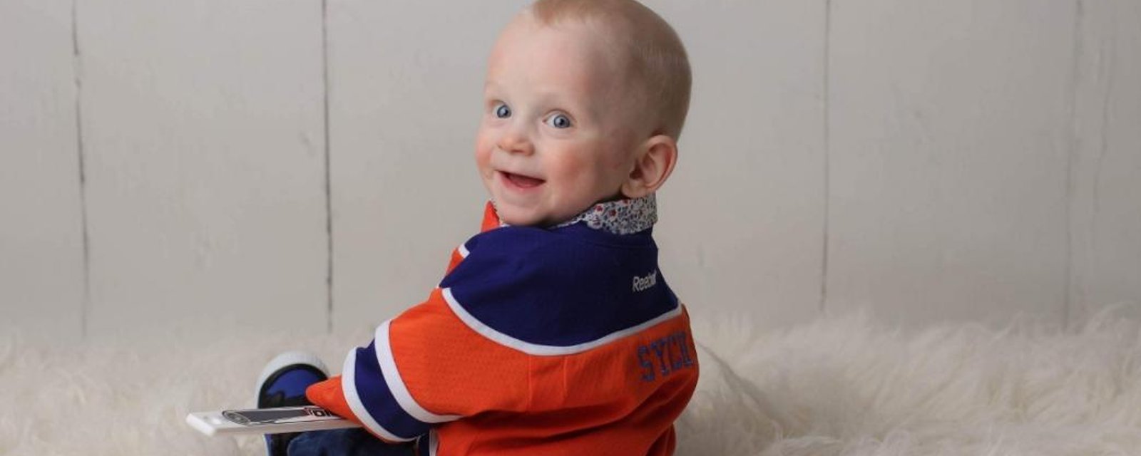 Flames mom &amp;amp; Oilers dad beg the hockey community to help save their little boy.