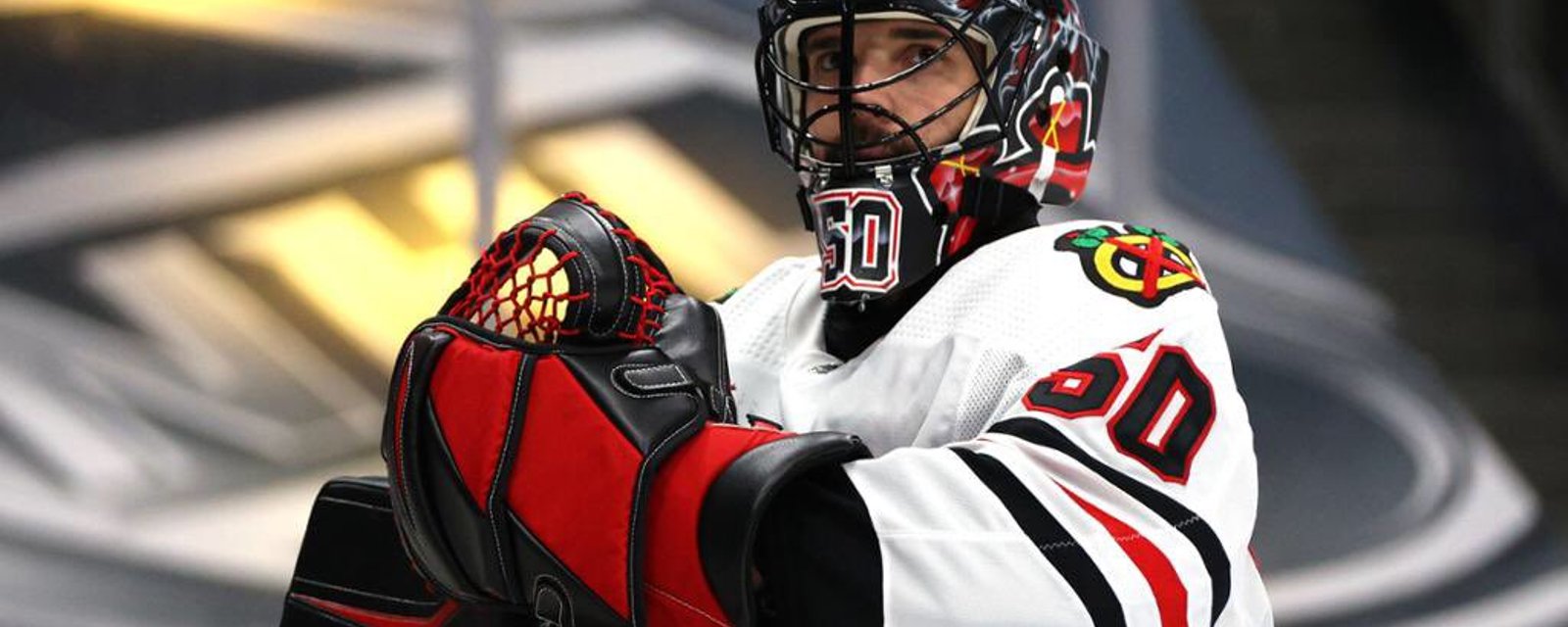Corey Crawford takes indefinite leave of absence for personal reasons 