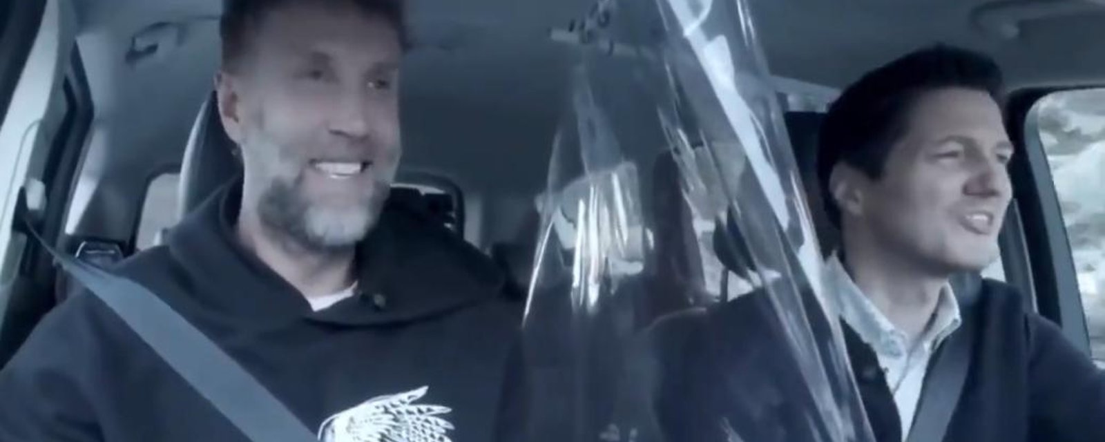 Joe Thornton belts out Britney Spears' “Baby one more time” on Swiss TV.