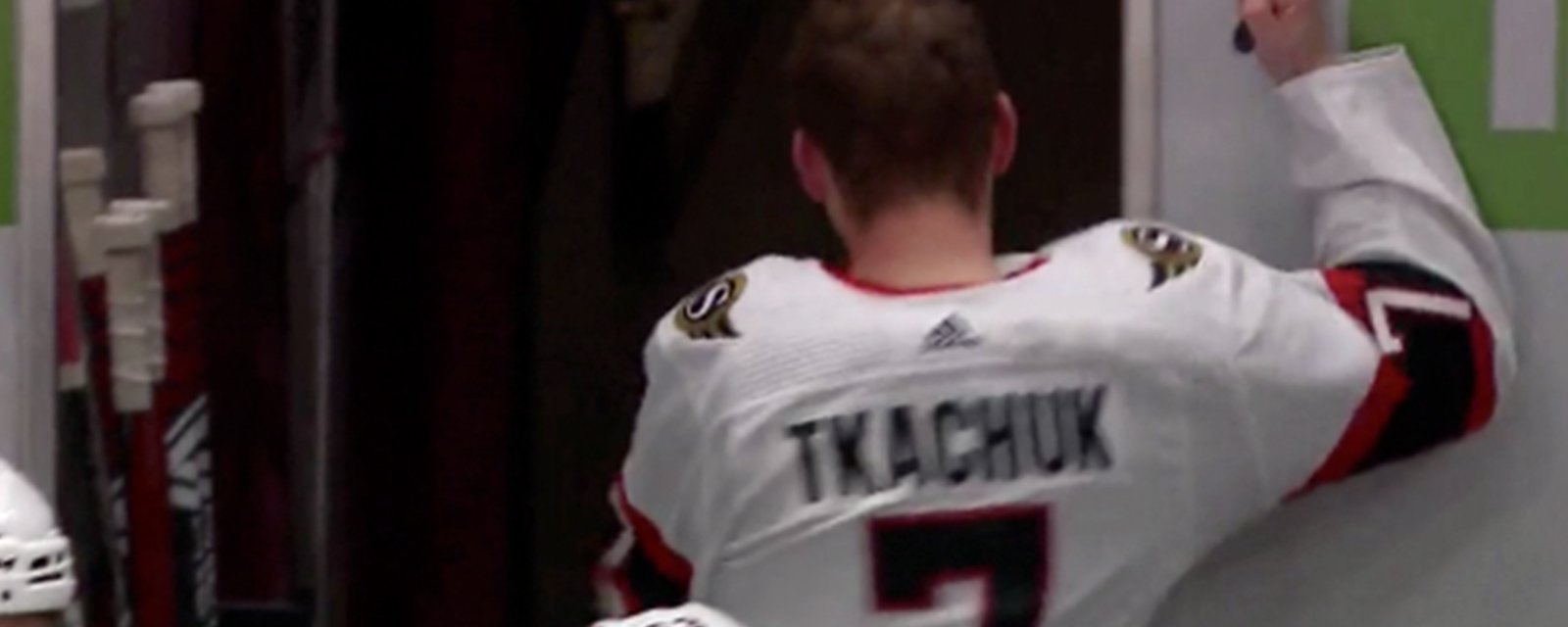 Brady Tkachuk mimics his brother, has a fit after fighting Canucks' MacEwen