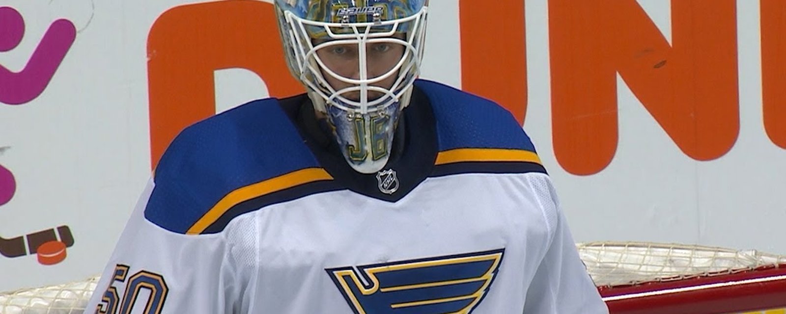 Goalie Binnington caught trying to hit Vegas players with his stick after they scored! 