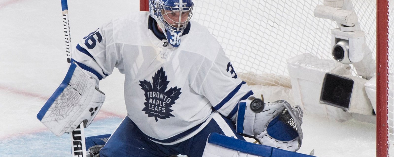 Leafs goaltender Jack Campbell sets a new NHL record.