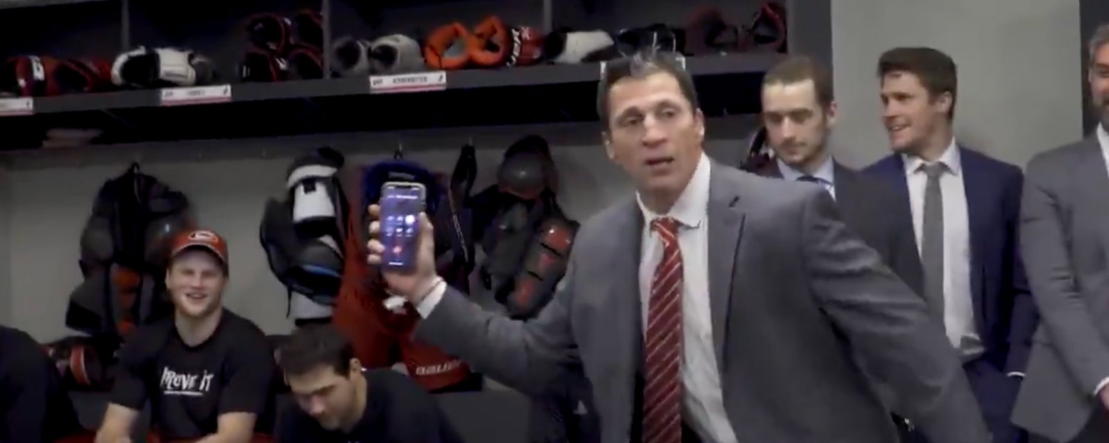 Brind’Amour shares OT win with his sick dad as dressing room celebrates in emotional video 