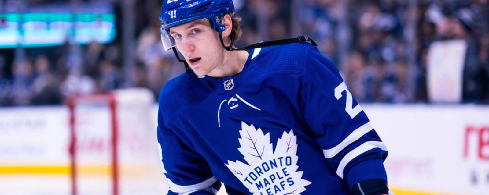 Dermott signs $3 million deal with Leafs