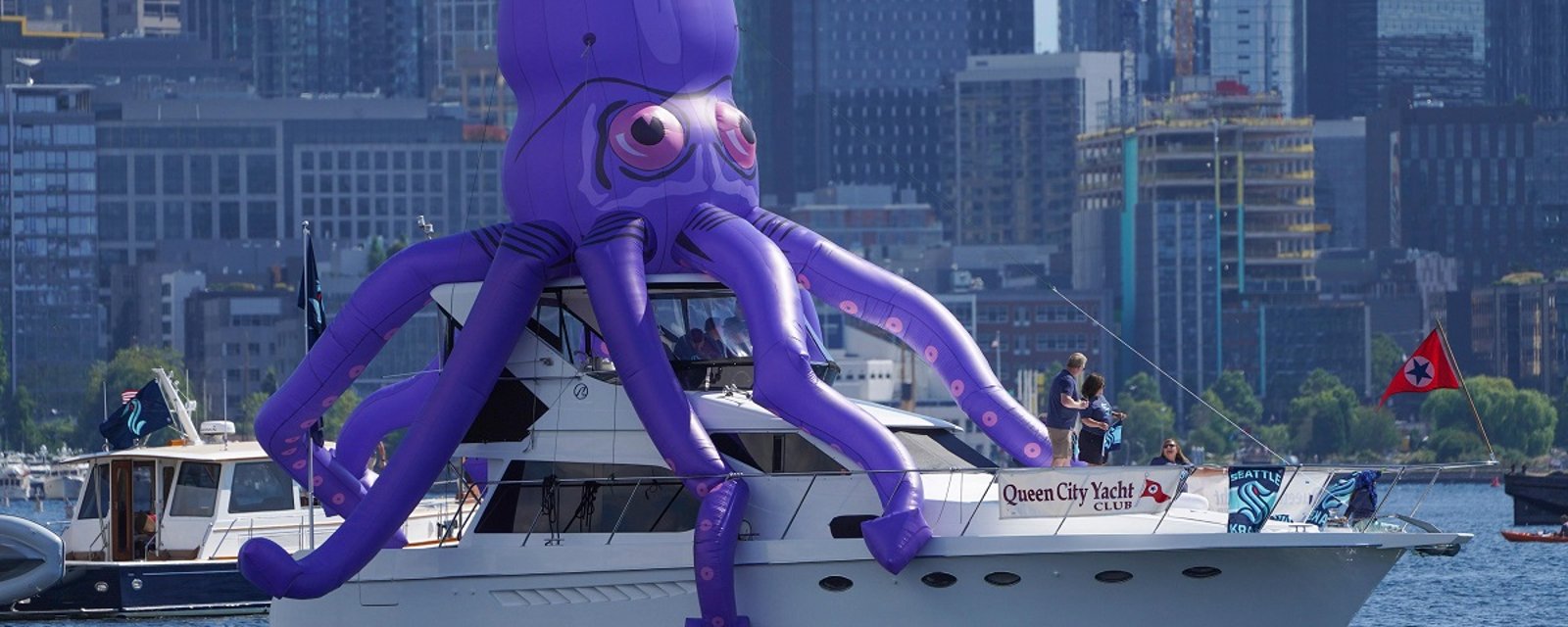 Detroit Red Wings accuse the Seattle Kraken of stealing their mascot.