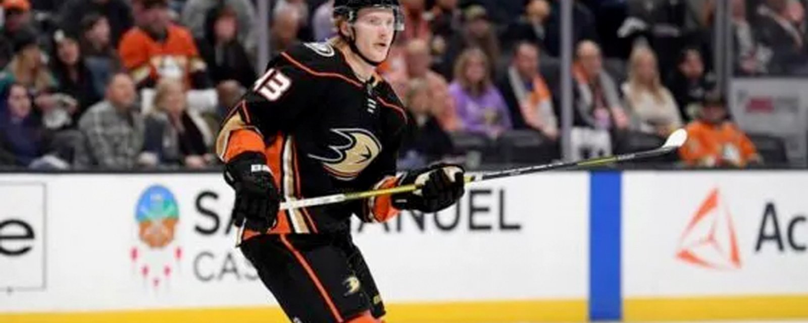 Danton Heinen, one of the few 40+ point players left in free agency, signs a one year deal