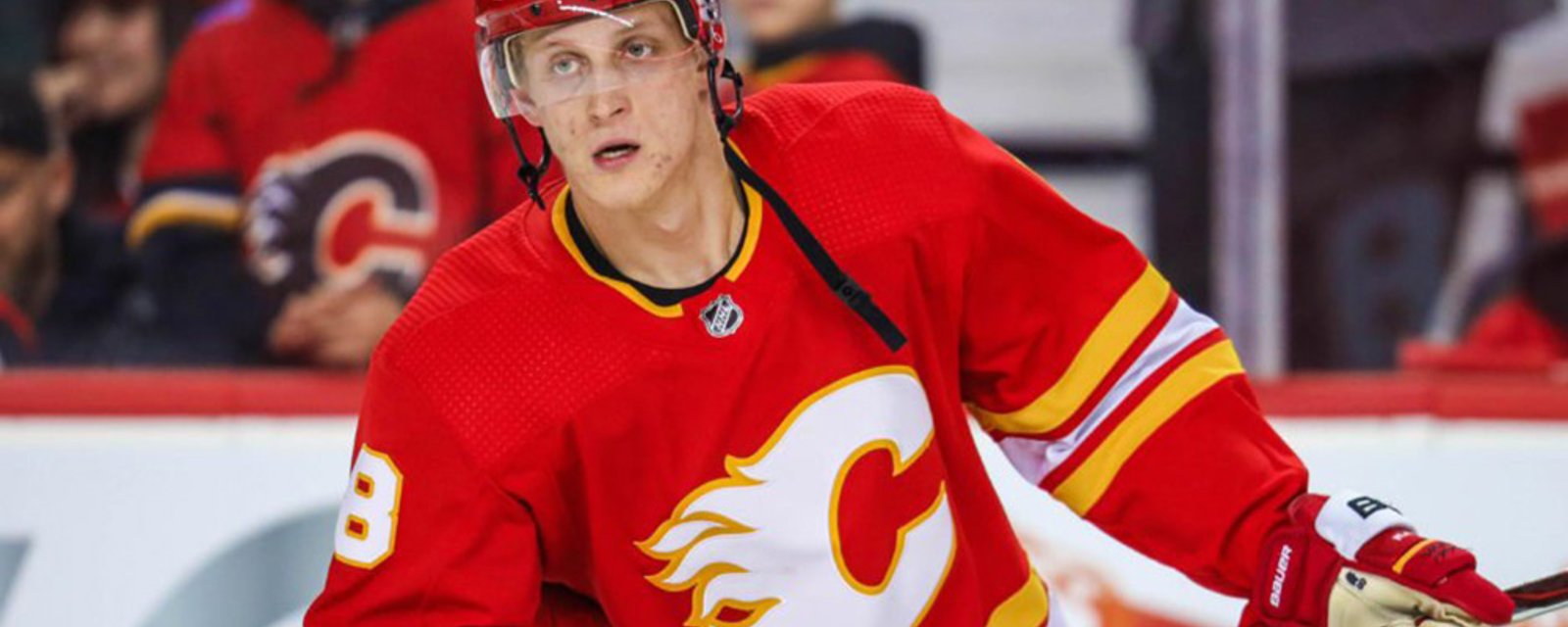 Calgary Flames announce contract extension for defenseman Juuso Välimäki​