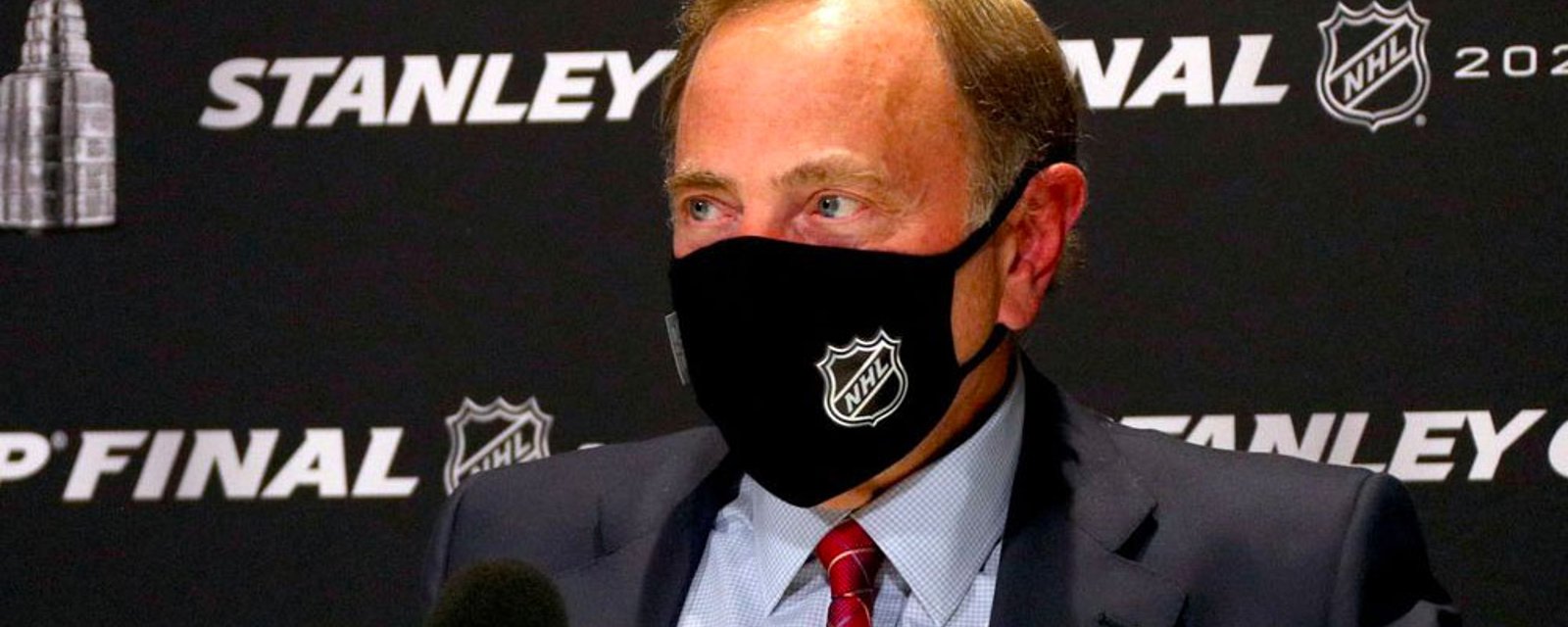 Bettman reveals that four NHLers have chosen to go unvaccinated