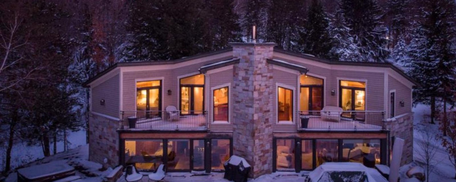 Magnifique maison lumineuse avec vue sur la montage et près des pentes de ski