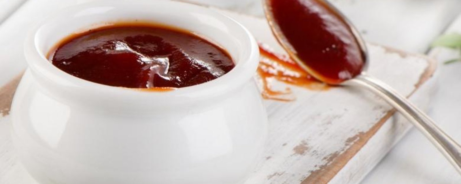 Sauce BBQ maison...découvrez une sauce parfaite avec ces 8 ingrédients savoureux