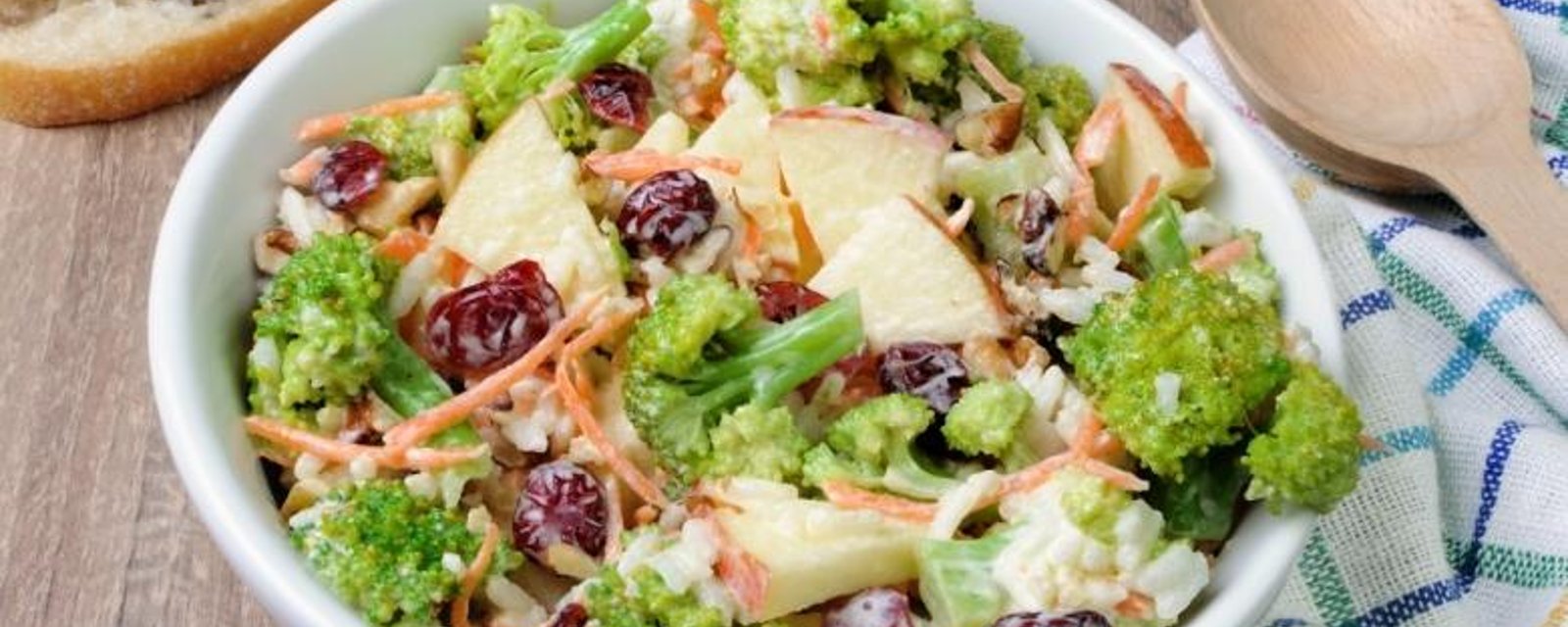 Salade de brocoli et pommes...la perfection dans votre assiette