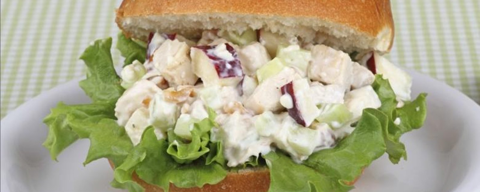 Comment cuisiner une excellente salade de poulet pour vos sandwichs 