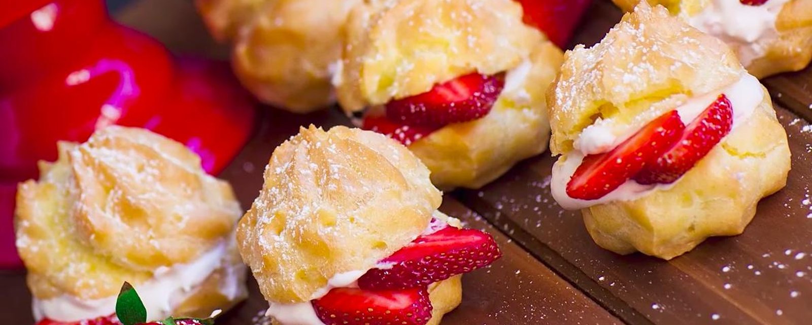 Profiteroles “shortcake” aux fraises... Du bonheur à l'état brut!