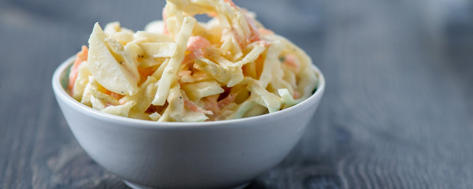 Salade de chou classique... on vous offre les 3 meilleures sauces pour la cuisiner différemment!