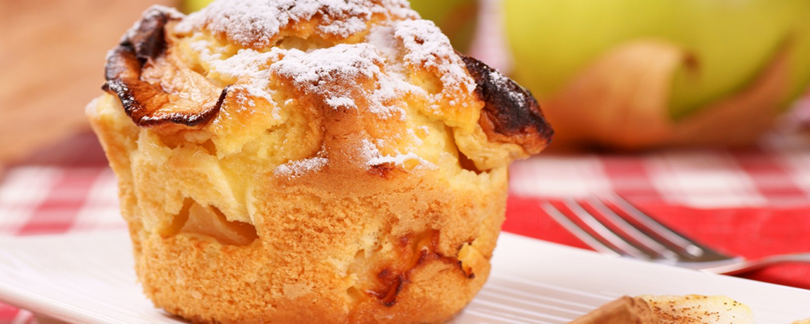 Pomme, érable et avoine : Chez Cora, nous dévoile sa plus populaire recette de muffins!