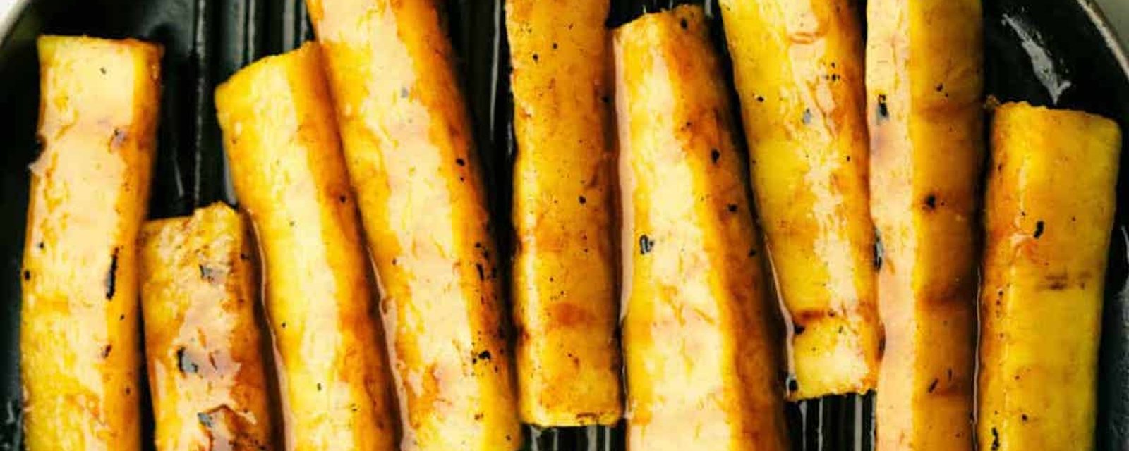 Comment préparer des ananas caramélisés à la cannelle sur le BBQ