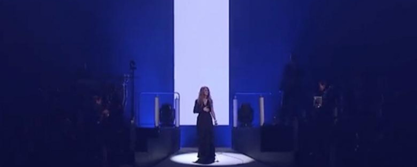 Toute la performance de Céline Dion en live à Paris disponible ici