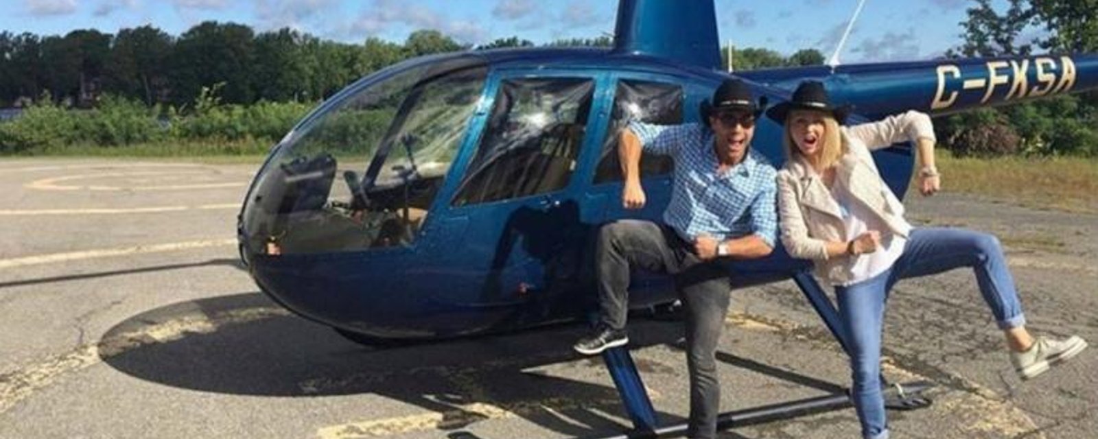 Après le terrible événement, Mitsou monte en hélicoptère pour se rendre à St-Tite