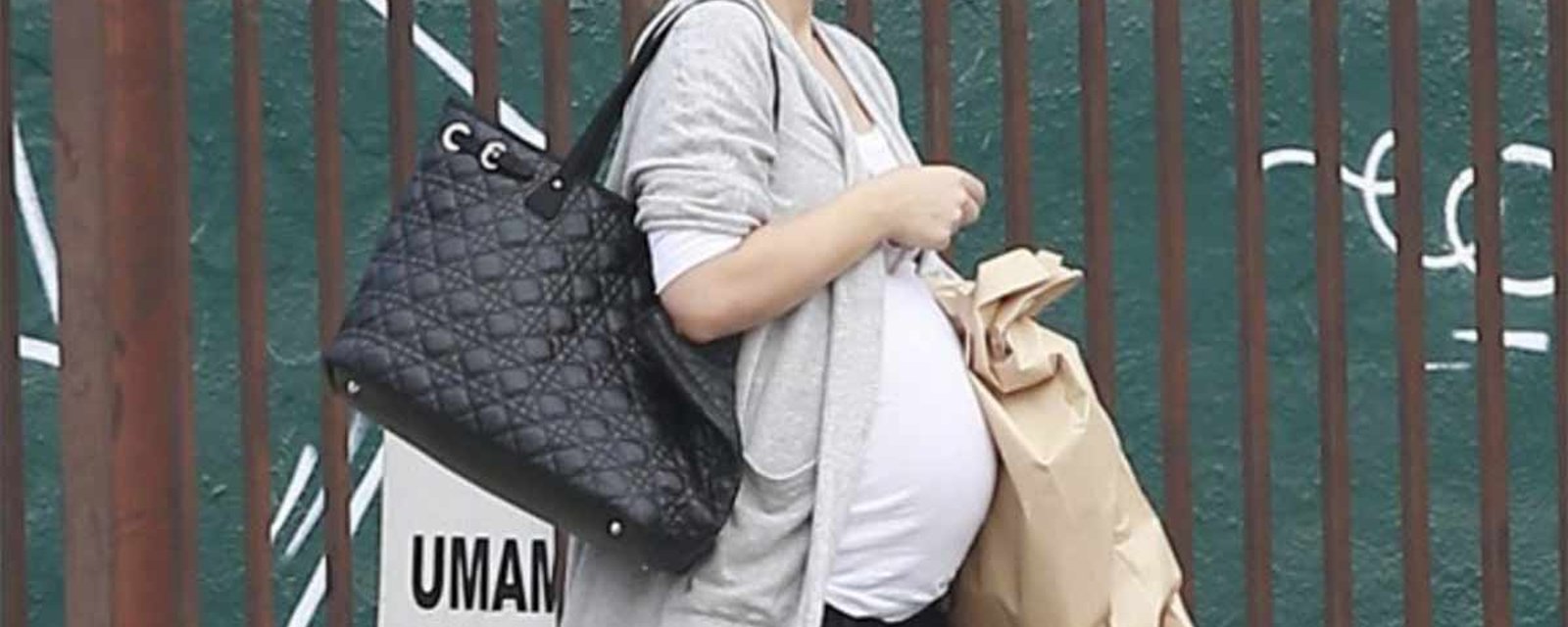 Elle ne peut plus le nier... Une des plus célèbres actrices du monde est vraiment enceinte!