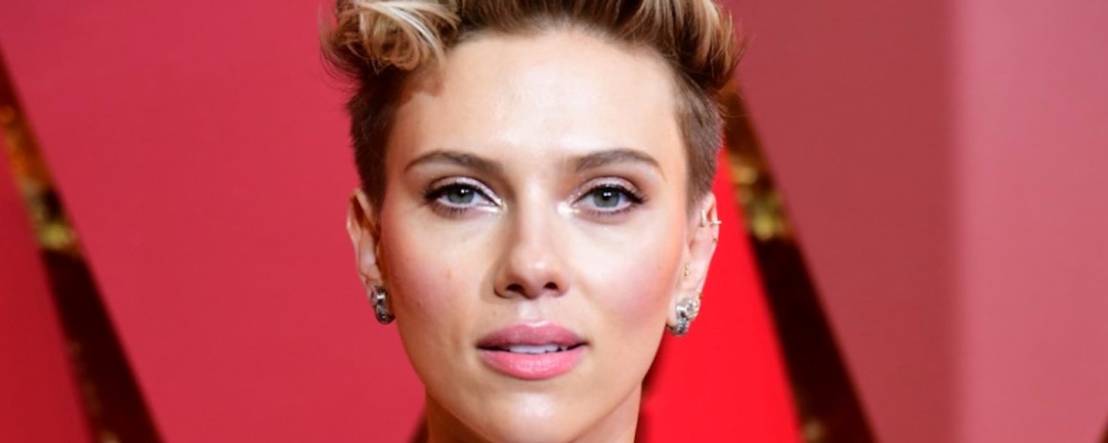 La grand-mère de cet internaute ressemble comme deux gouttes d'eau à Scarlett Johansson! 