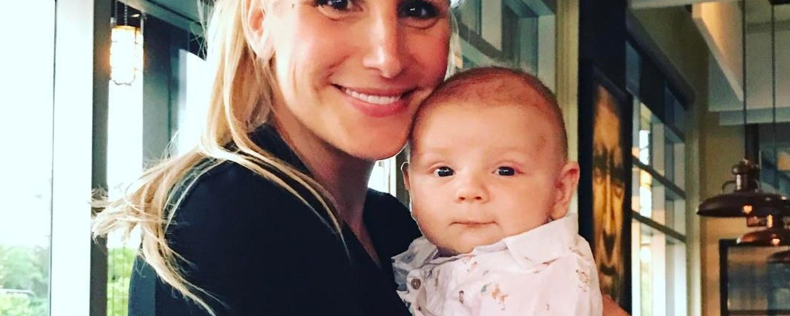 Des nouvelles photos du bébé de Mahée Paiement font un malheur sur Instagram...