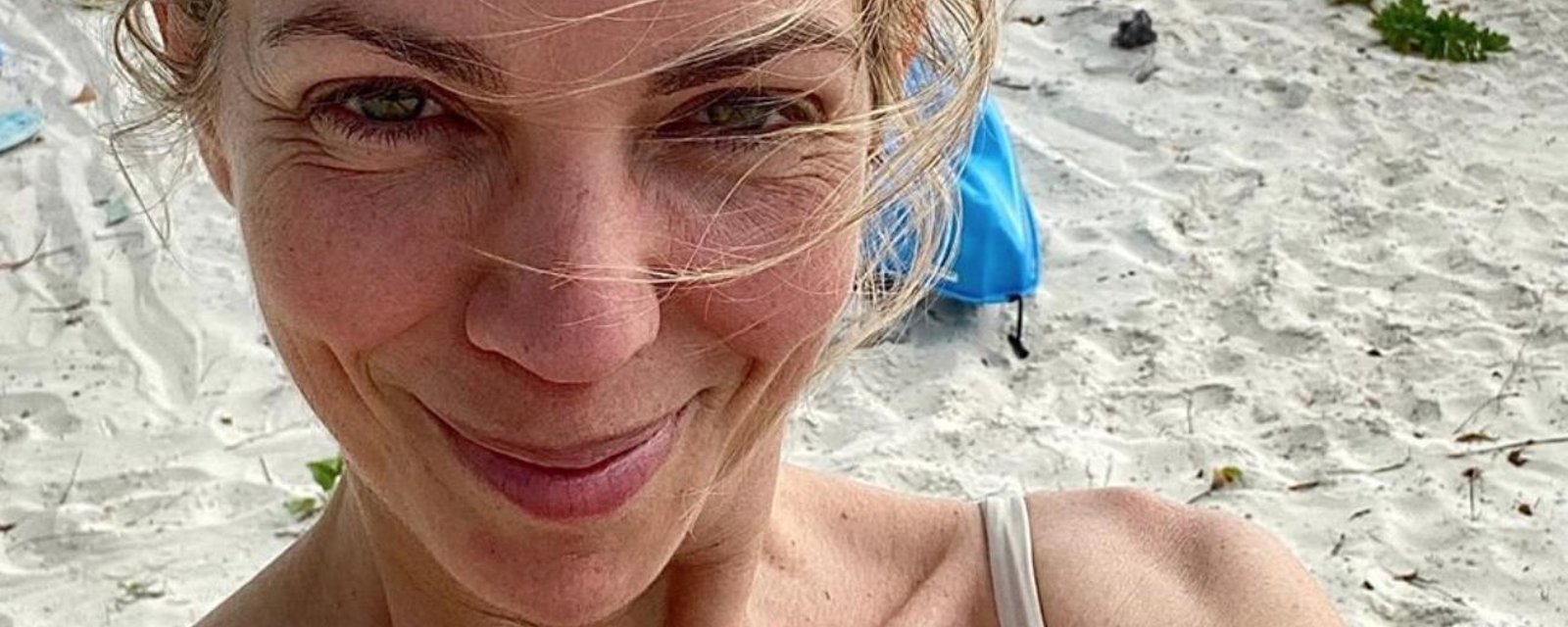 Jacynthe René est sublime en maillot sur le sable chaud des Bahamas