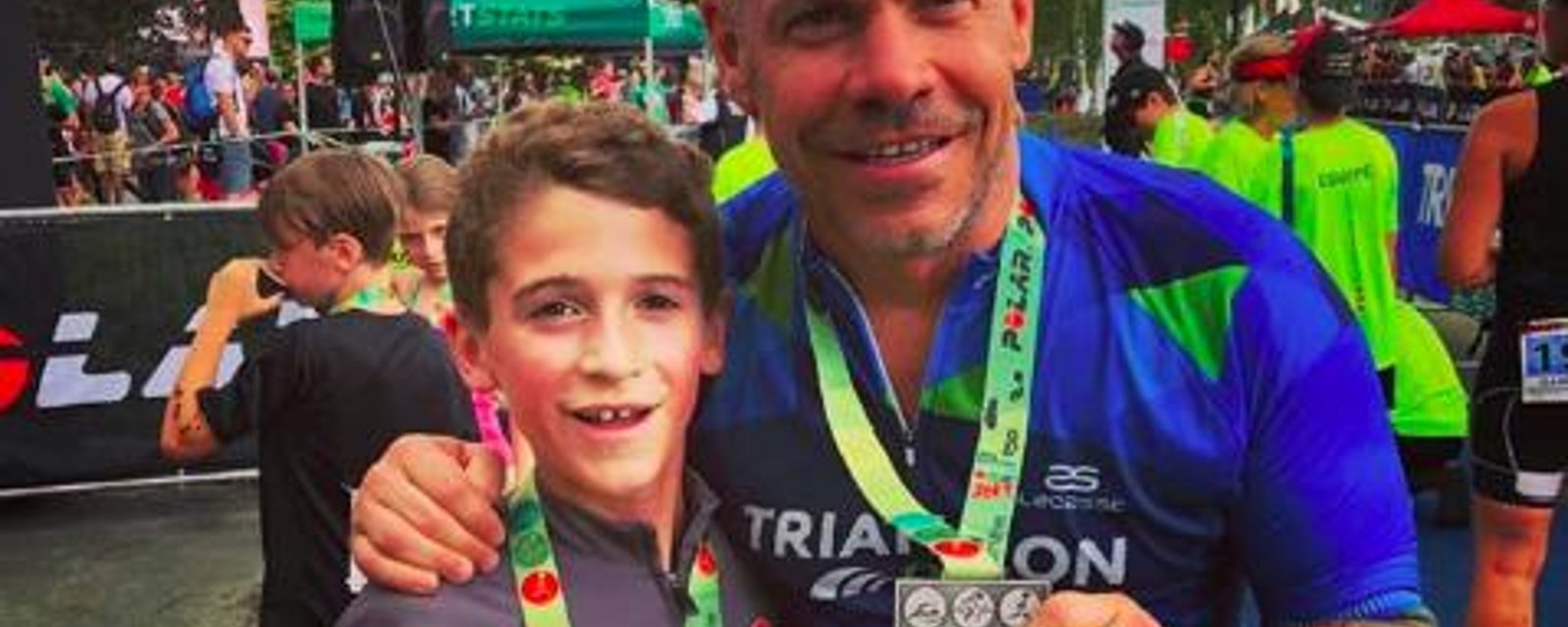 Maxim Martin ne pourrait être plus fier de son fils qui a réussi son 1er triathlon