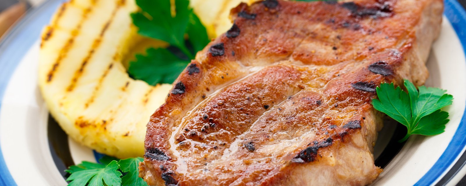 6 façons d'apprêter les côtelettes de porcs à la mijoteuse