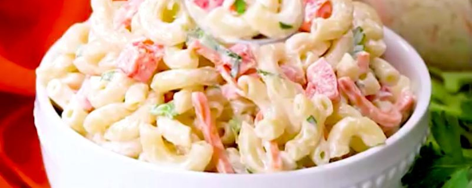 La meilleure salade froide au macaroni que vous aurez mangée!