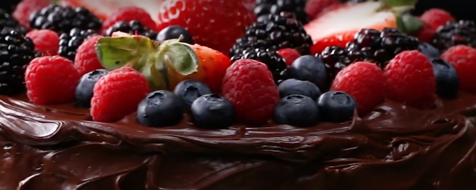 Gâteau au chocolat 100% végan, sans produits laitiers, ni oeufs