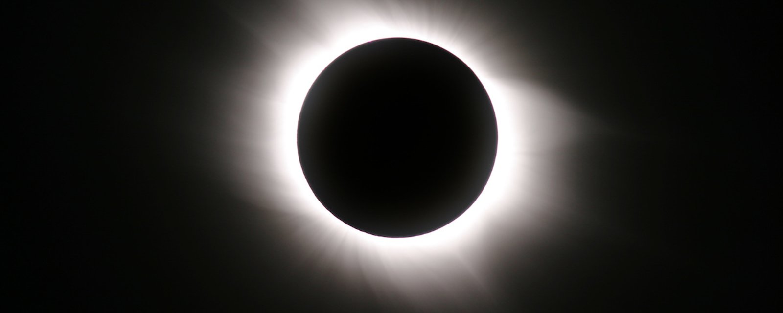 Des écoles pourraient être fermées pour l’éclipse du 8 avril prochain 