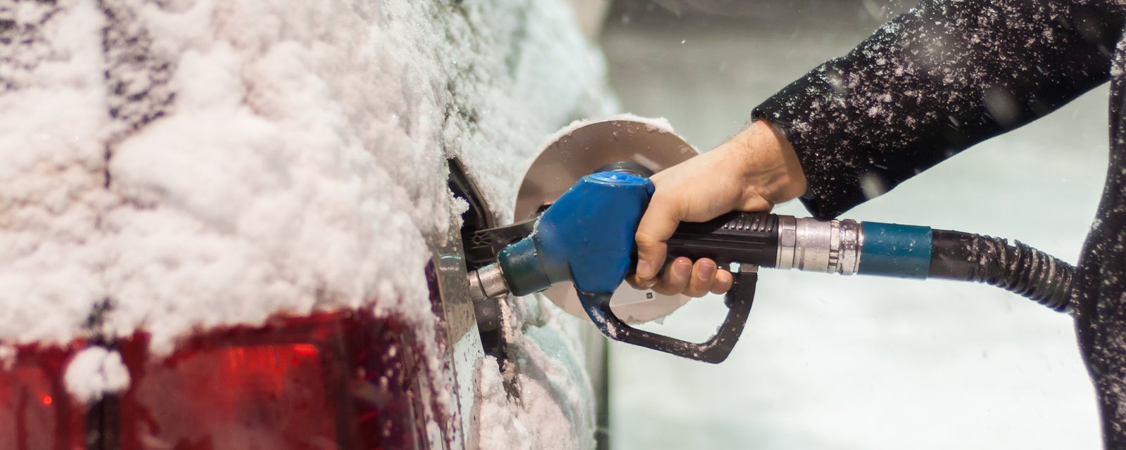 Montée soudaine du prix de l'essence presque partout au Québec