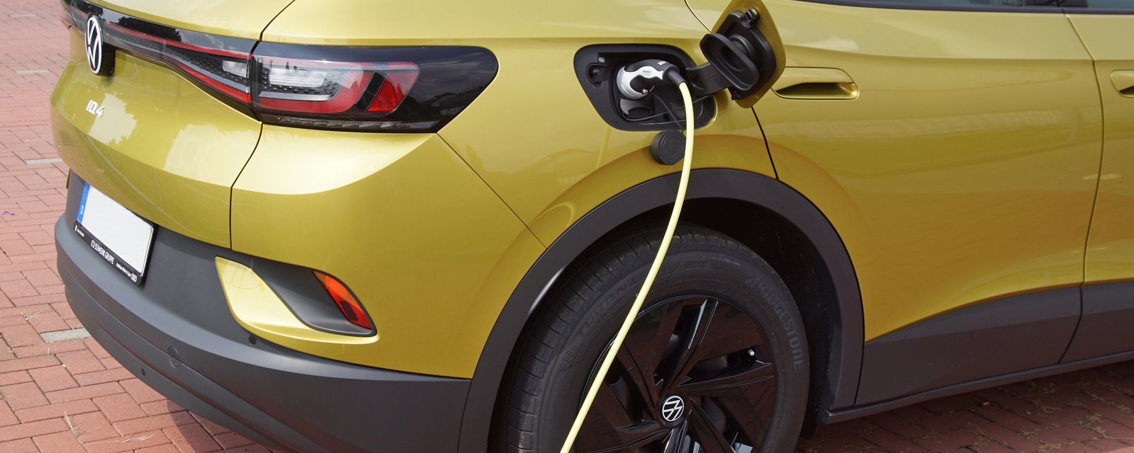 Les Québécois s'impatientent avec les voitures électriques 