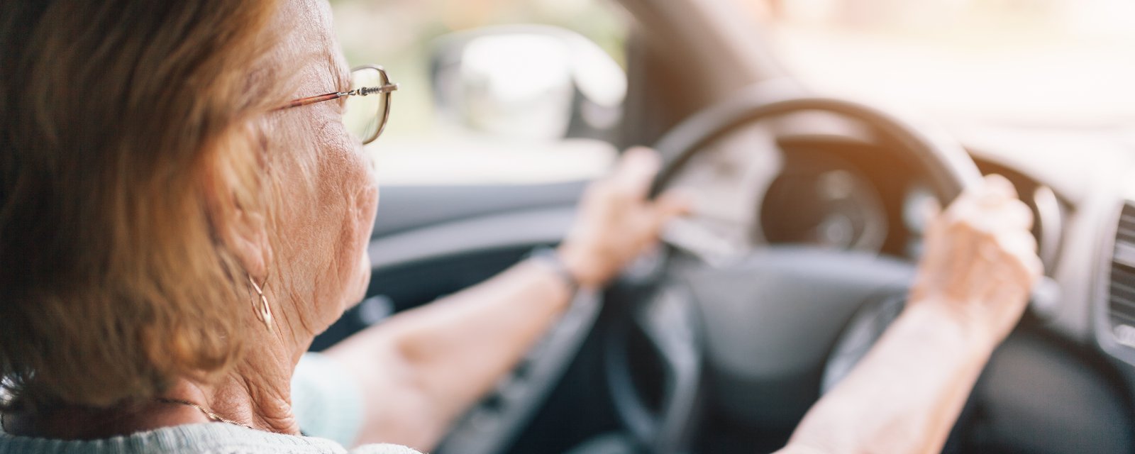Des milliers de personnes âgées pourraient perdre leur permis de conduire suite à un nouveau règlement de la SAAQ