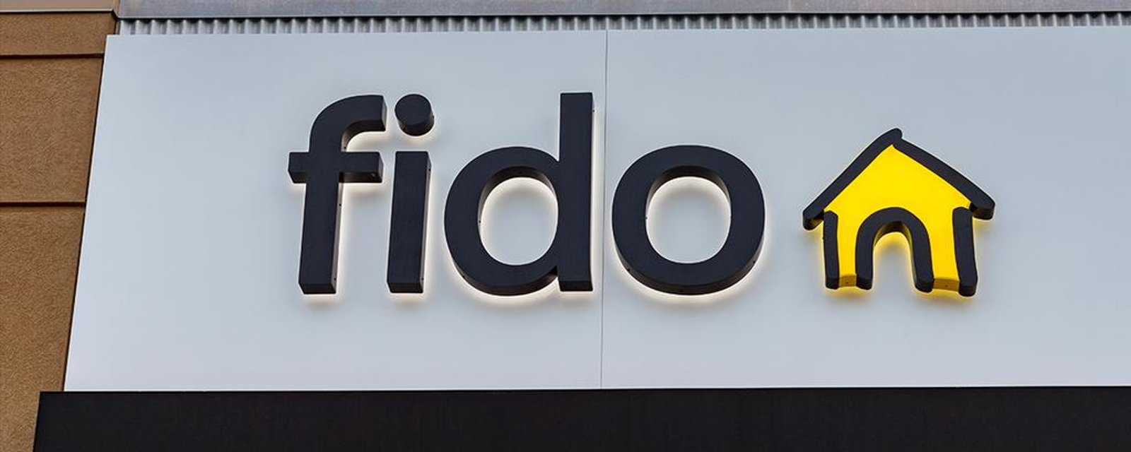 Une action collective de près de 110 millions est autorisée contre Fido, Rogers, Bell, Telus et Vidéotron 