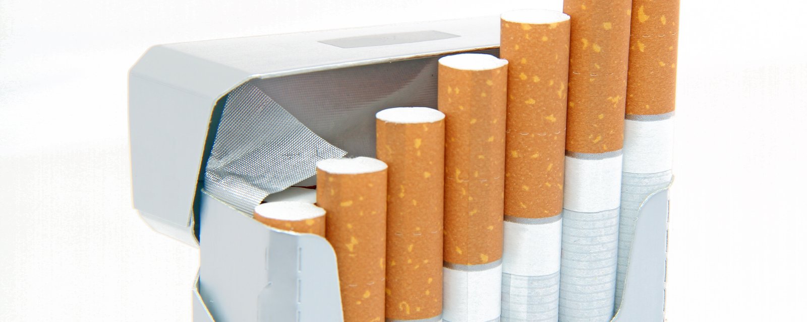 Des contrebandiers de tabac écopent de 4,75 millions $ d'amende