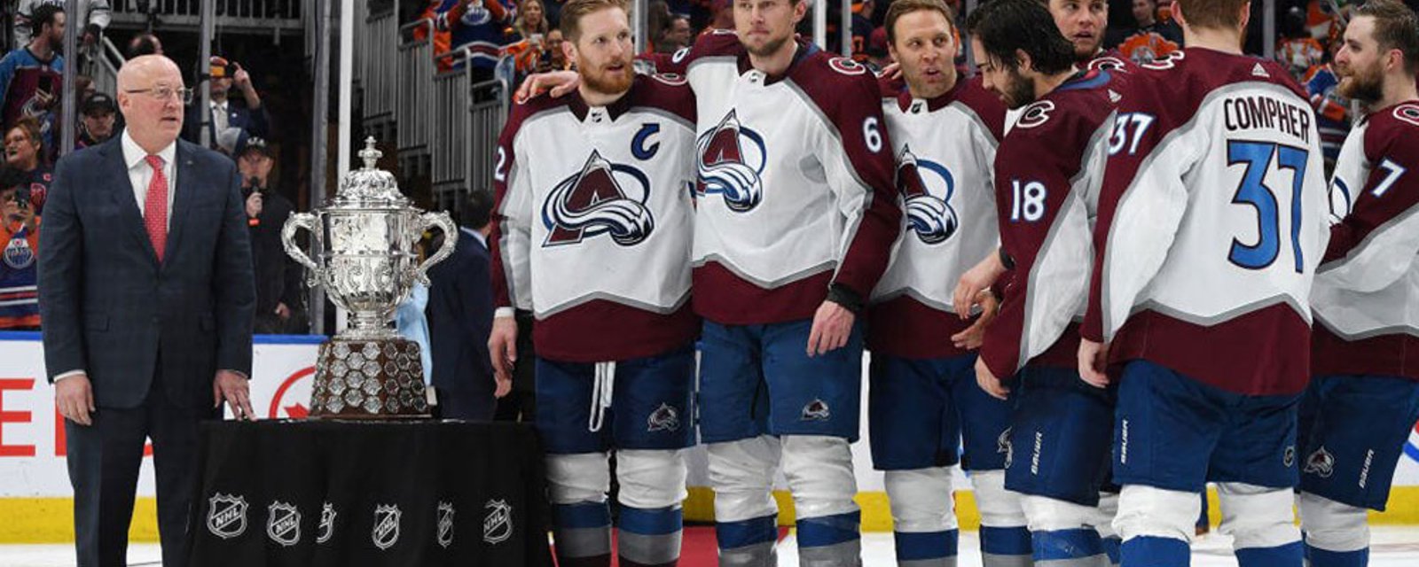 MacKinnon enforces “no smiling” rule during Clarence Campbell Bowl celebration