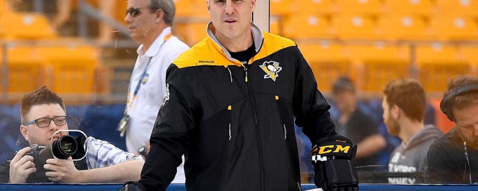 Former NHLer 'confirmed' as part of Rick Tocchet's new coaching staff in Vancouver.