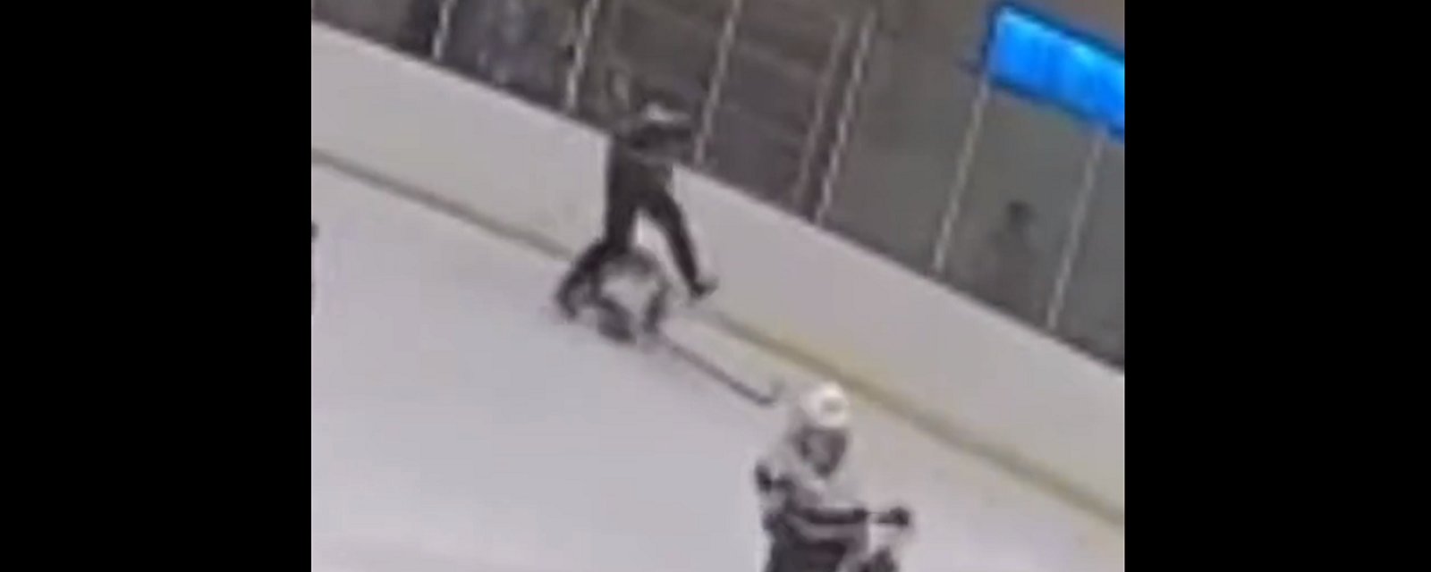 Hockey player attacked with a skate in extremely disturbing video.