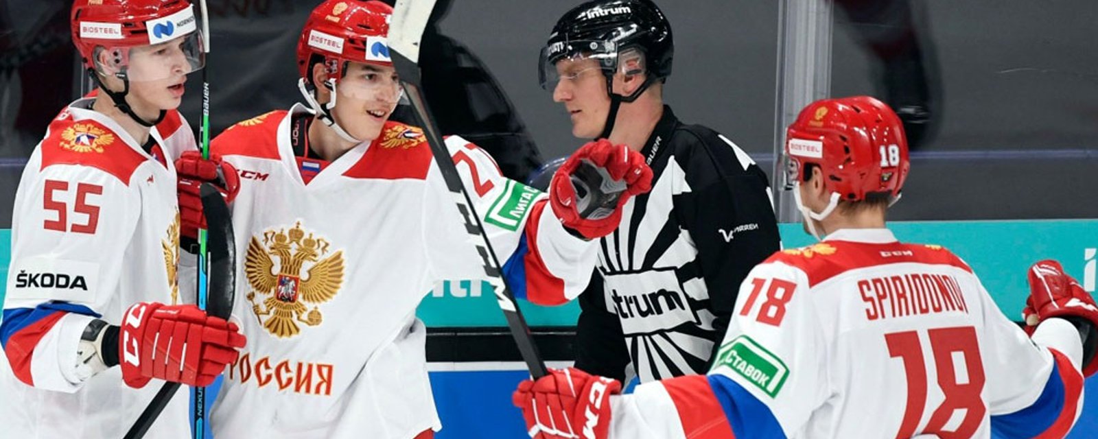 CHL ends its ban on Russian and Belarusian players