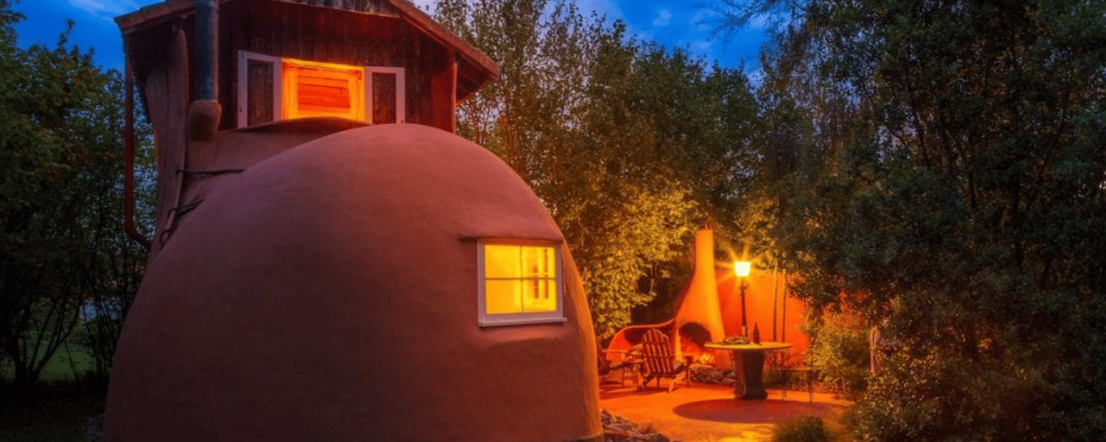 Cette maison en forme de botte est à louer sur Airbnb et son intérieur vous charmera