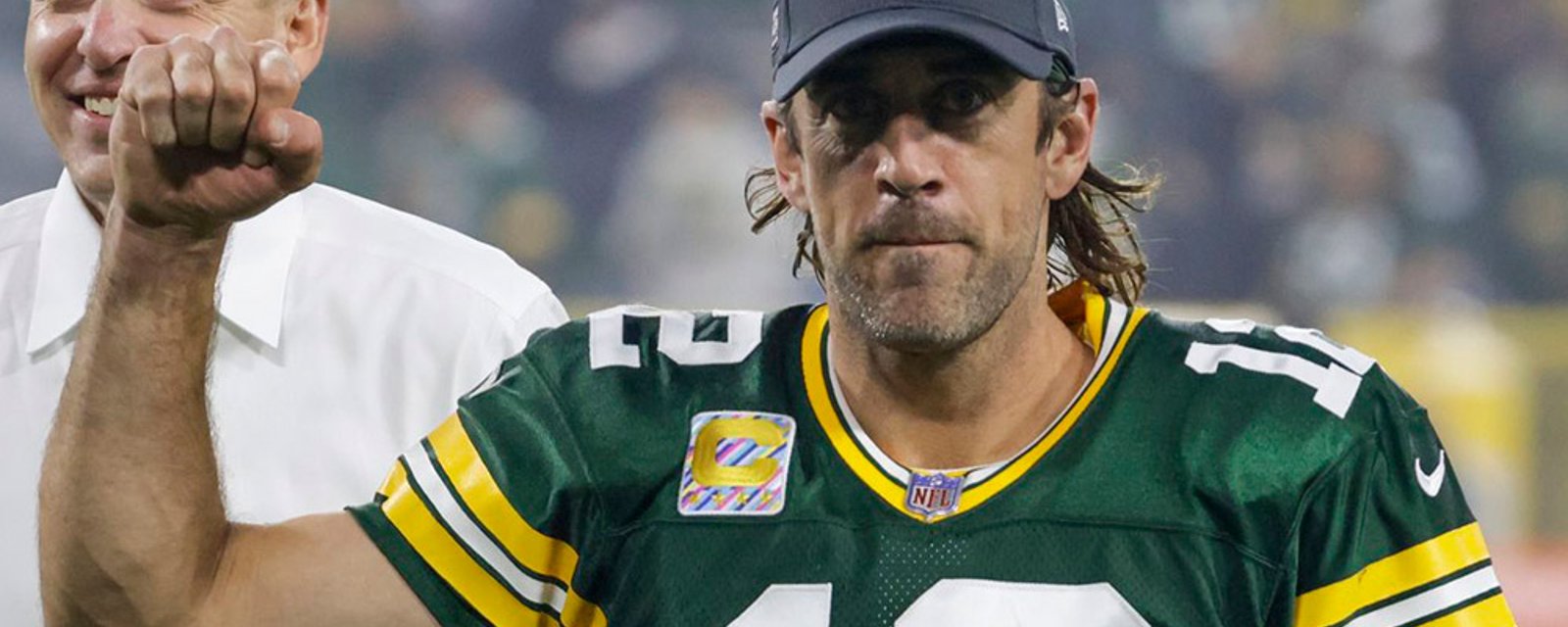 Aaron Rodgers officially to return for the Green Bay Packers 