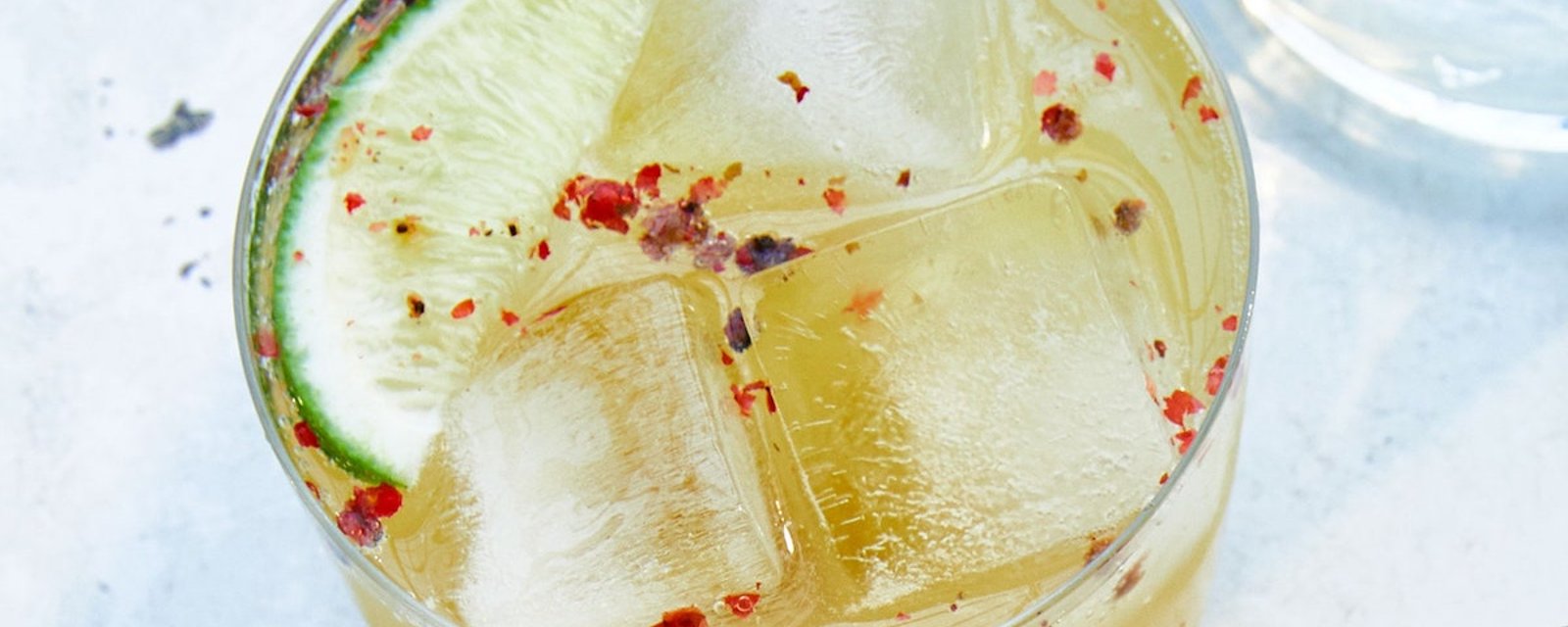 Une boisson qui ajoute du piquant à l’été: le soda chili, lime et ananas