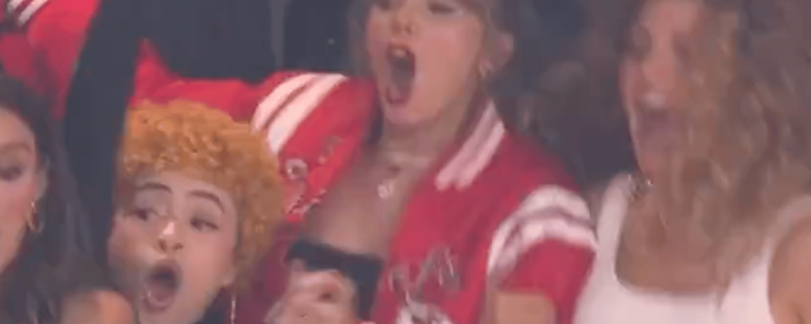 Taylor Swift explose de joie après la victoire des Chiefs au Super Bowl