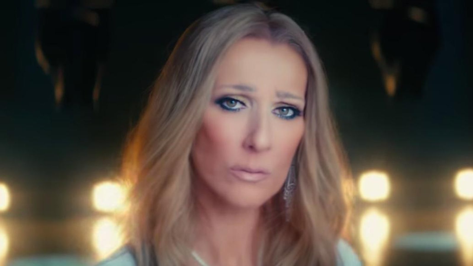 Céline Dion est absolument méconnaissable dans son nouveau clip