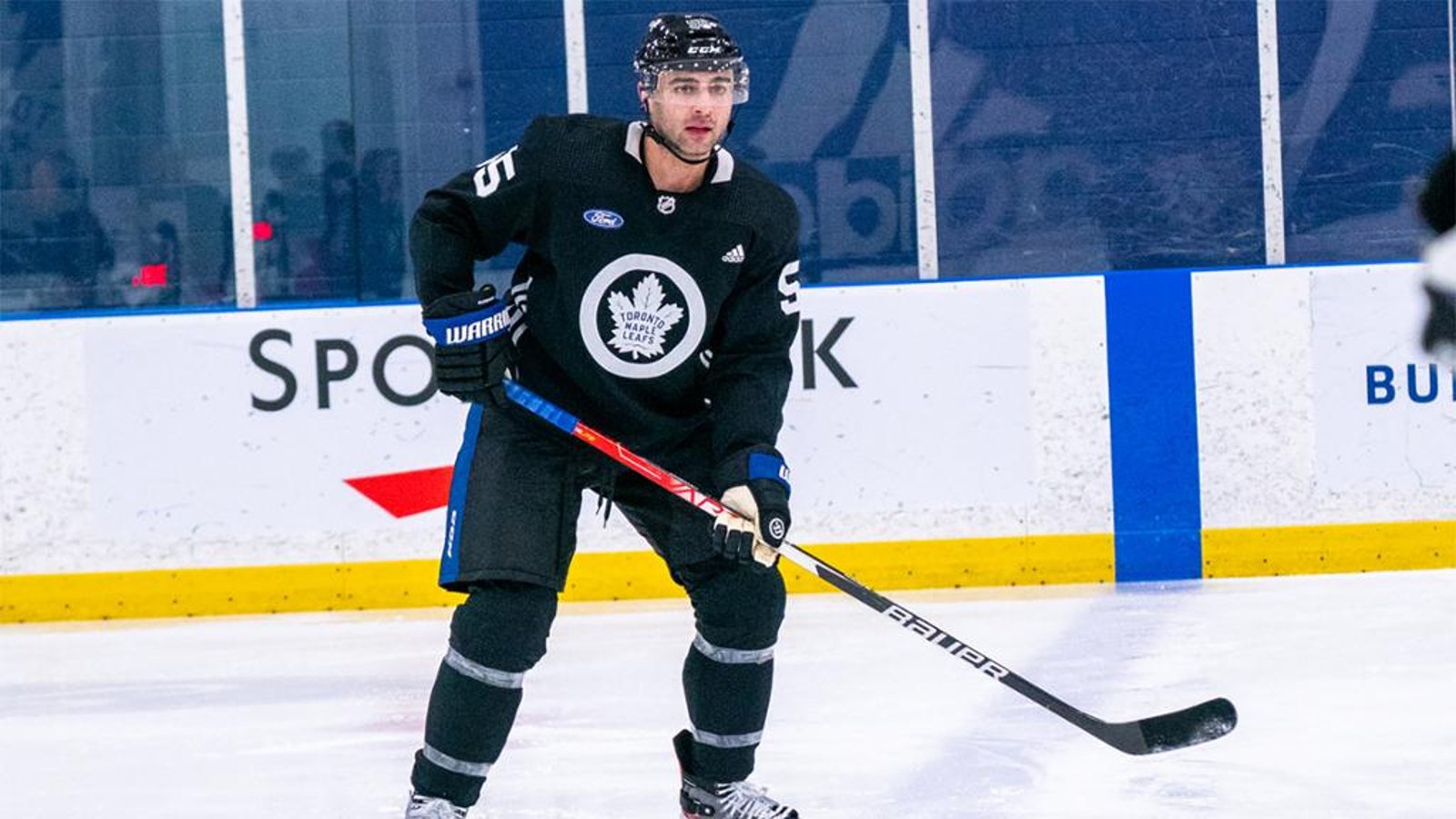 Mark Giordano resigne un contrat à rabais avec les Maple Leafs