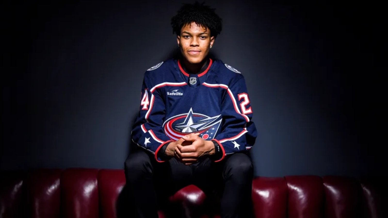 Les Blue Jackets annoncent que Cayden Lindstrom doit être opéré